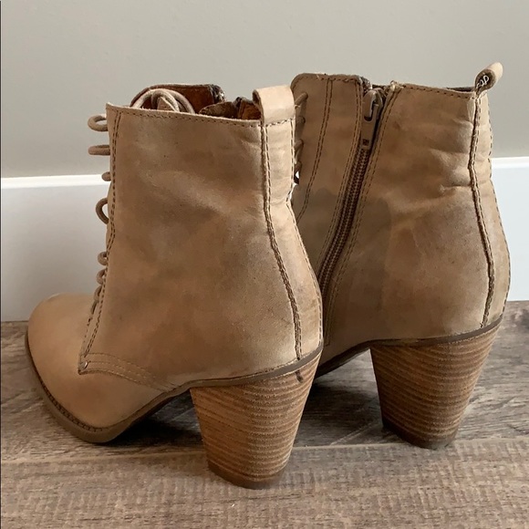 Aldo Heeled Beige Boots - Picture 4 of 6